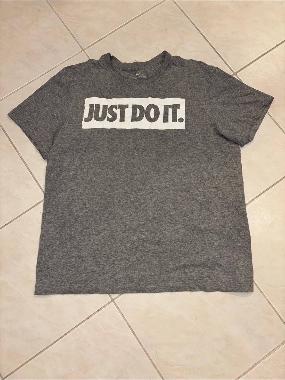 Nike Men's Heather Gray 'Just Do It.' Short Sleeve Tee